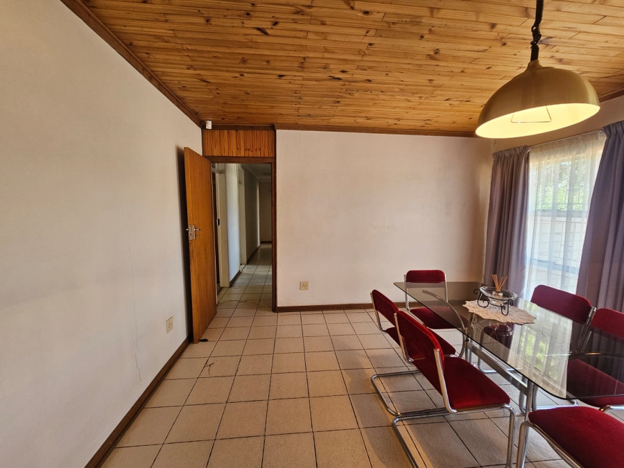 5 Bedroom Property for Sale in Riebeeckstad Free State